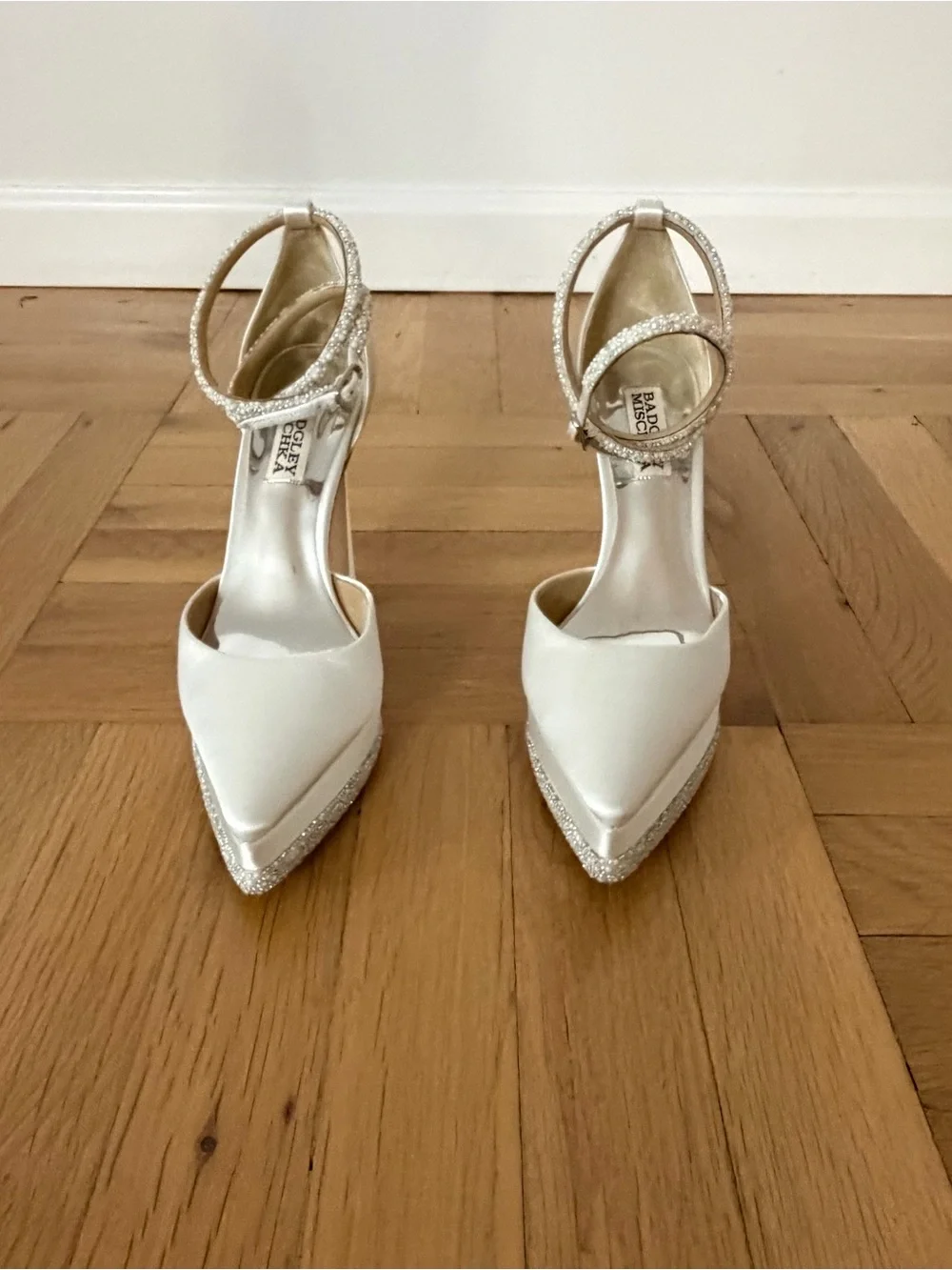 Badgley Mischka White Platform Pump with Glitter Ankle Strap